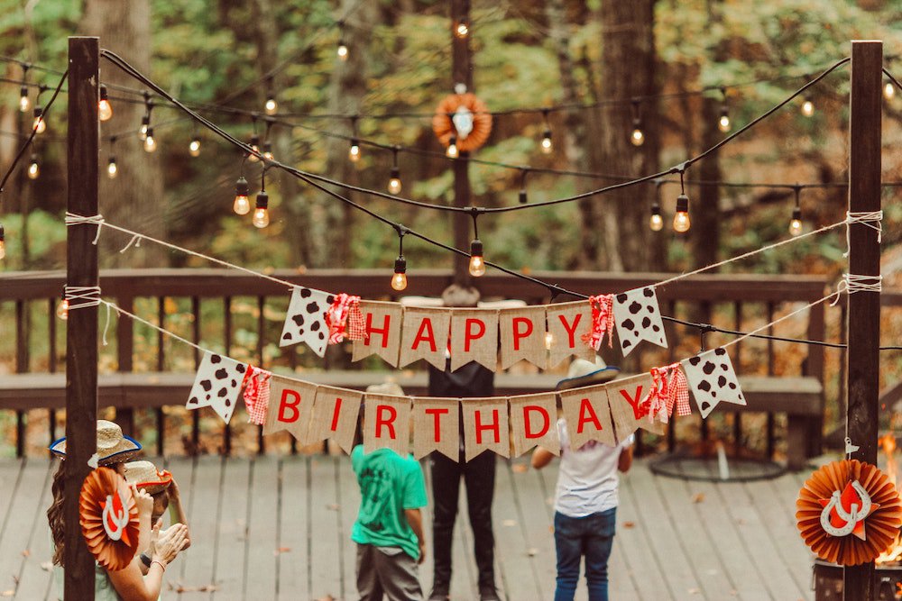 4 Themes to Throw the Best Birthday Party Ever